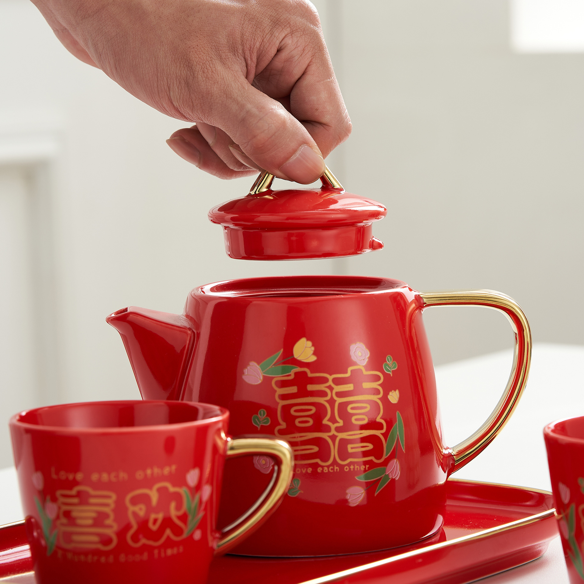 INS Xi carácter juego de té de cerámica boda de la boda festiva taza de té juego de té caja de regalo rojo Doble Felicidad Té Regalo