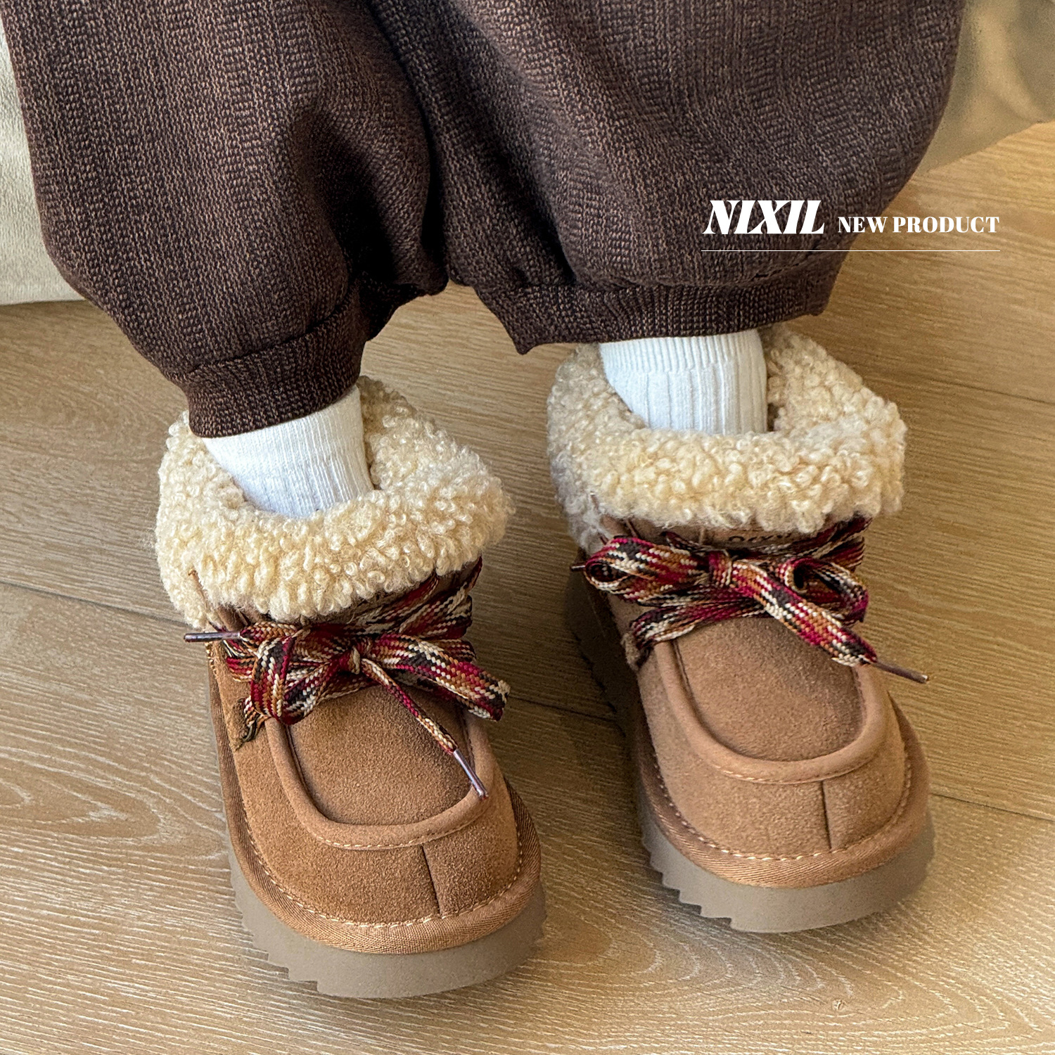 2024 New Winter Kidsren's Snow Boots Frosted Genuine Leather Large Cotton Warm Boots Teddy Fur Cotton Shoes for Boys and Girls