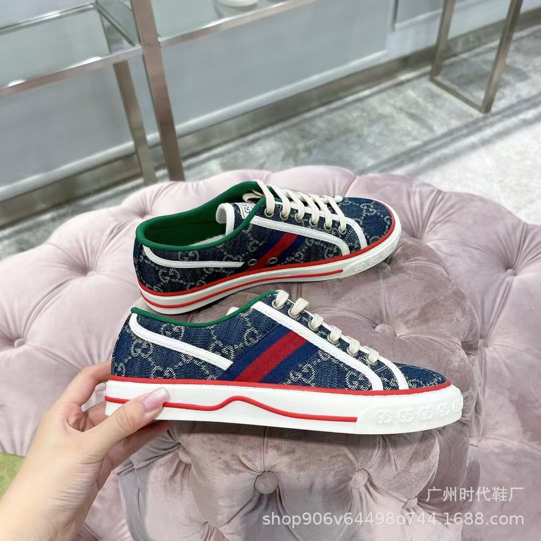 G1977 zapatos de lona de presbiterio para mujer 2023 primavera estilo fino bordado retro pareja zapatos deportivos casuales planos de todo fósforo