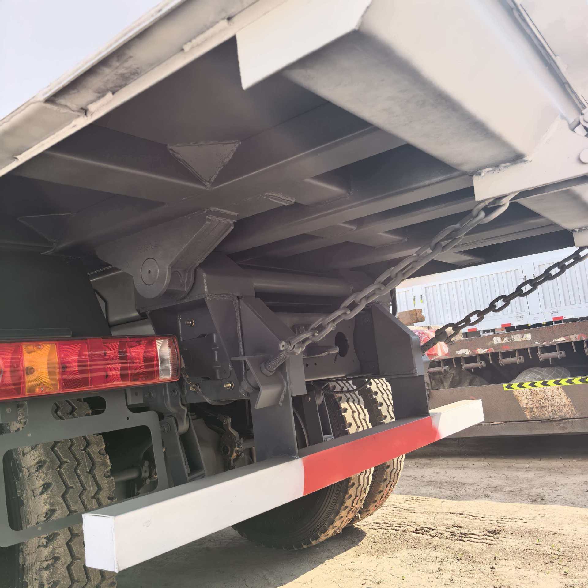 Cross-border Sinotruk Howo 8*4 Dump Truck, African Sinotruk Howo Tipper Truck, HOWO 8X4 Dump Truck