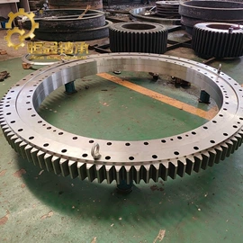 转盘轴承;齿轮;机床主轴