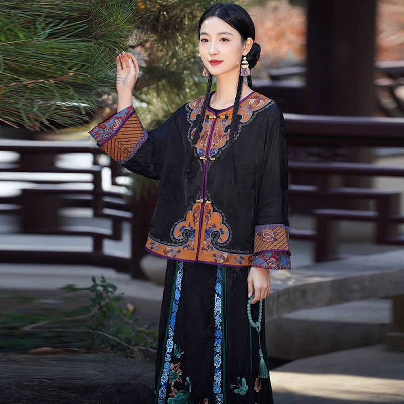 Высокое качество новый стиль этнический стиль тяжелая промышленная вышивка атласный свободный жаккардовый пиджак женский ретро пряжка
