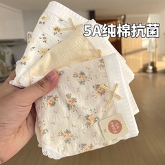 抗菌性5Aレベルのベビー用純綿インナーパンツ、ミドルウエスト、花柄レース、日本風ガールズスタイル、三角パンツ、抗菌綿