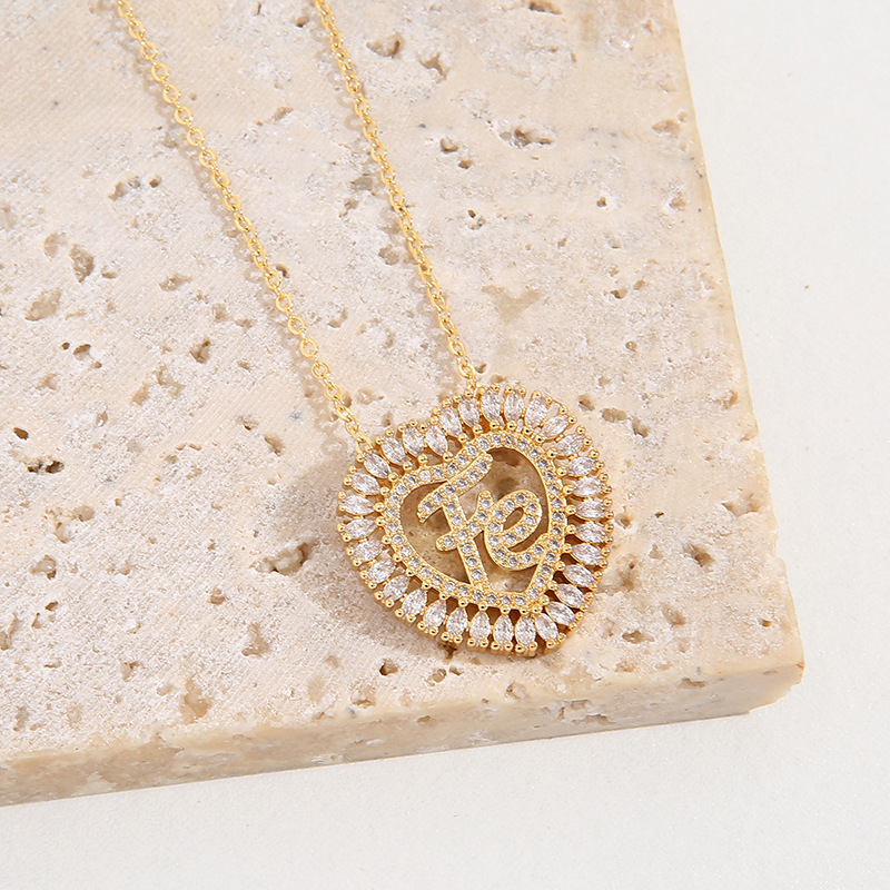 Fashion Heart Shape Copper Inlay Zircon Pendant Necklace 1 Piece