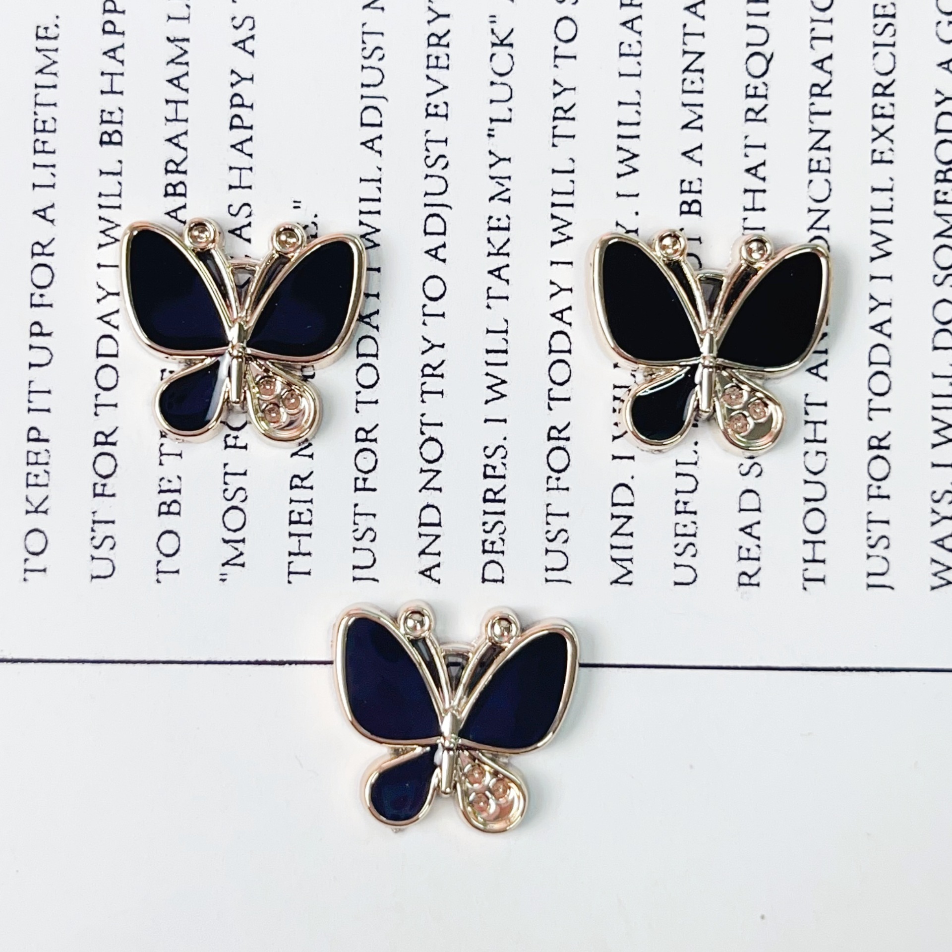 Corea del sur fragancia goteo de aceite camellia amor diy accesorios de joyería caja de teléfono móvil bolsas de zapatos material de parche de hebilla