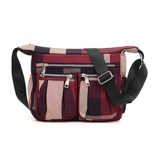 中年妈妈包老年人背包斜挎包大容量2024新款单肩女包多隔层帆布包