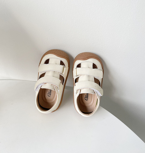 Baby sandals for boys, summer breathable, small children's shoes, 0-1 years old, soft soles, also suitable for girls learning to walk