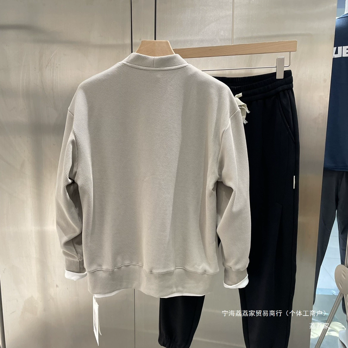 Fashionable cardigan, demi-season knitted jacket, Korean style, V-neckline