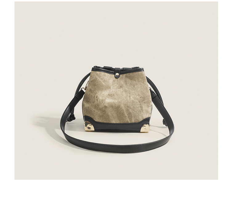 Recommended by internet celebrities for autumn and winter high-capacity commuting shoulder bags, contrasting colors, INS_voghion.com