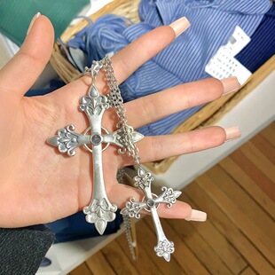 Retro alloy pattern cross necklace long sweater chain atmosphere explosive necklace for boys and girls commuting