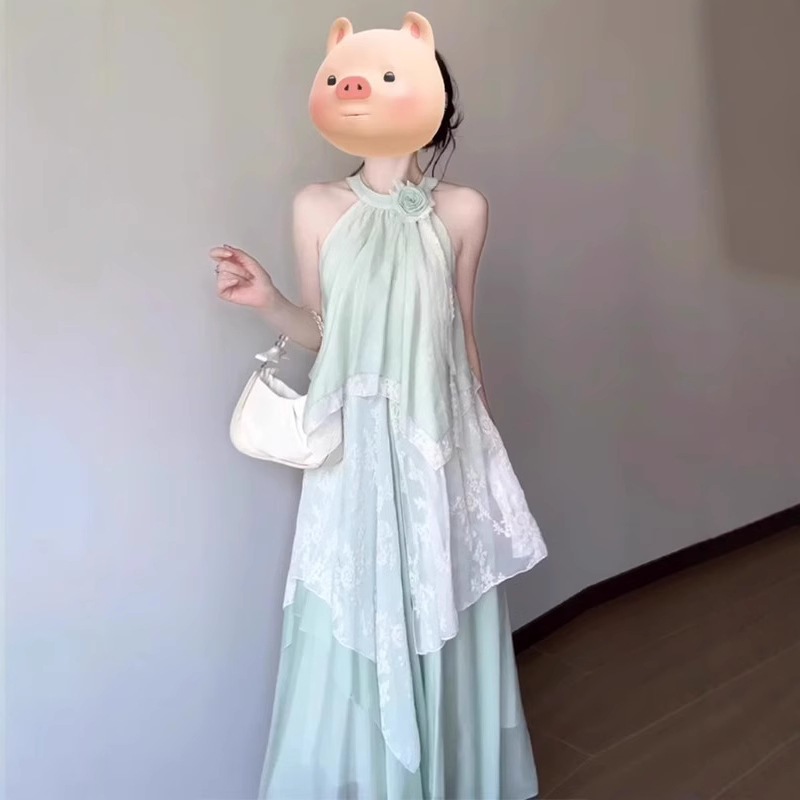 해변 휴가 스타일 녹색 레이스 스플 라이스 민소매 홀터넥 드레스 불규칙한 부드러운 기질 느슨한 해변 드레스