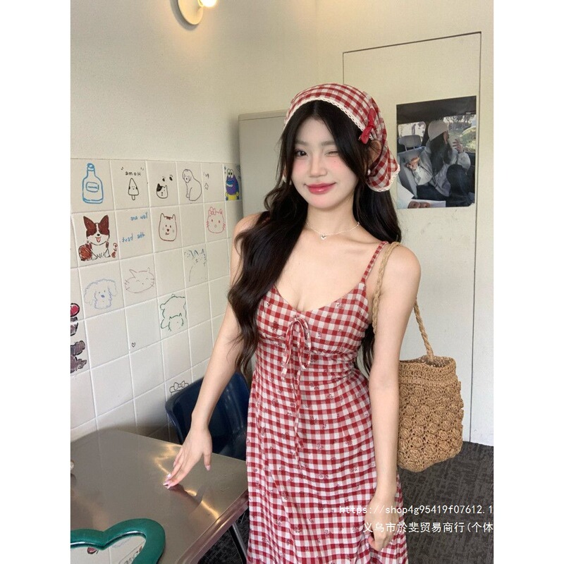 French Country Style Bandana Strap Dress 2026 Summer New Vacation Slimming Red Plaid Dress French Country Style Bandana Strap Dress 2026 Summer New Vacation Slimming Red Plaid Dress
