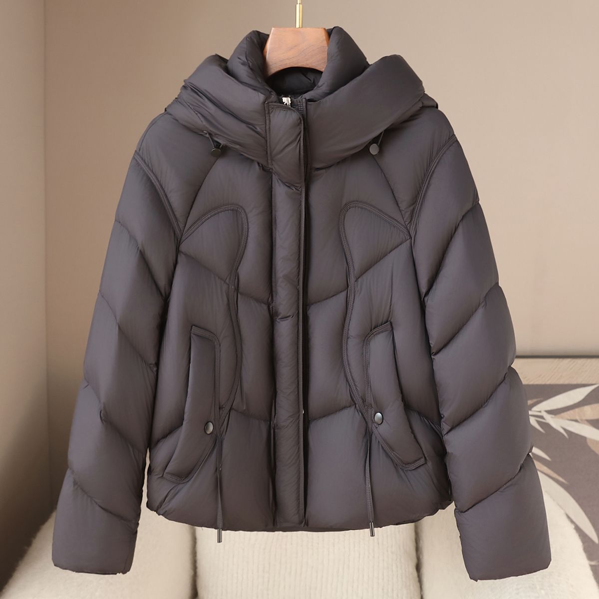 长期有货冬季新品泡芙感90白鸭绒羽绒服2025休闲宽松女式保暖外套