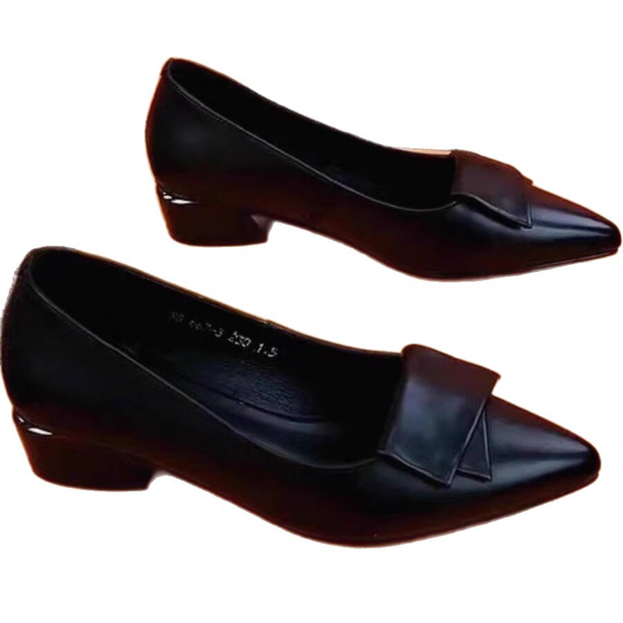 2026 suela plana resistente al desgaste nueva boca poco profunda punta punta suela suave zapatos de cuero cómodos zapatos de mujer primavera y otoño versátiles