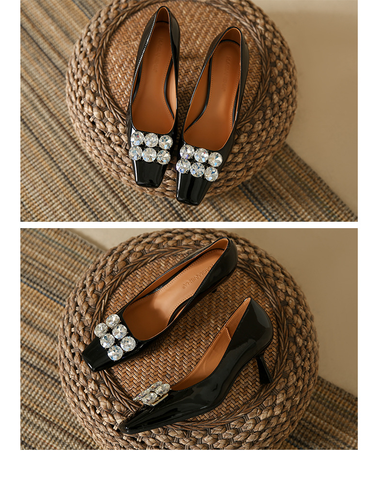 Damen Stiletto High Heels Mit Karree-form Aus Lackleder_voghion.com