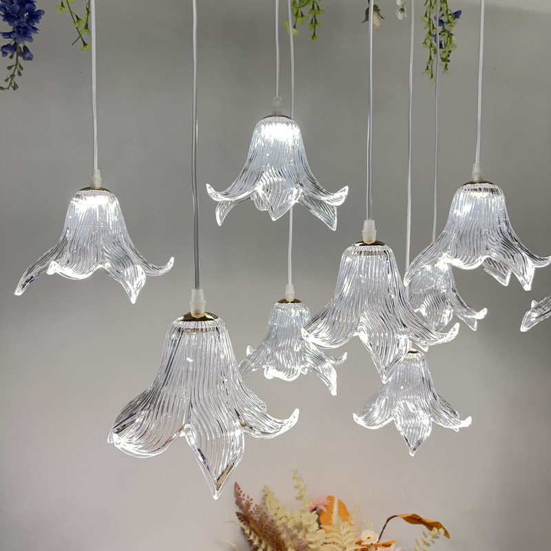 Diseño romántico tela decorativa nueva cadena de techo acrílico lámpara de lirio cristal fiesta de bodas bainia auditorio lirio