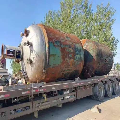 出售二手化工反应设备 6300搪瓷反应釜 1-30吨淄博太极搪瓷反应釜