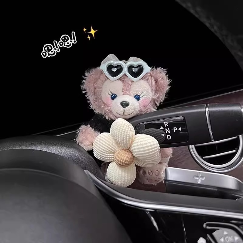 2025 nuevo modelo de automóvil de marchas de mano de Sherry Mei decoración de automóviles luces de dirección limpiaparabrisas muñecas muñecas adornos interiores