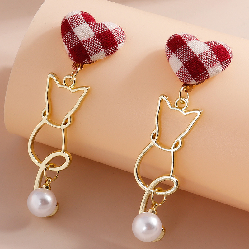 Fashion Jewelry Fabric Heart Pearl Cat Pendant Alloy Earrings display picture 1