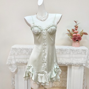 Sexy silk pijama, breast pads, underwear, french style, high-quality style, beautiful back, strap bra
