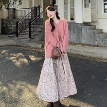 韩系粉色圆领长袖套头毛衣女秋季新款软糯宽松针织衫甜美百搭上衣