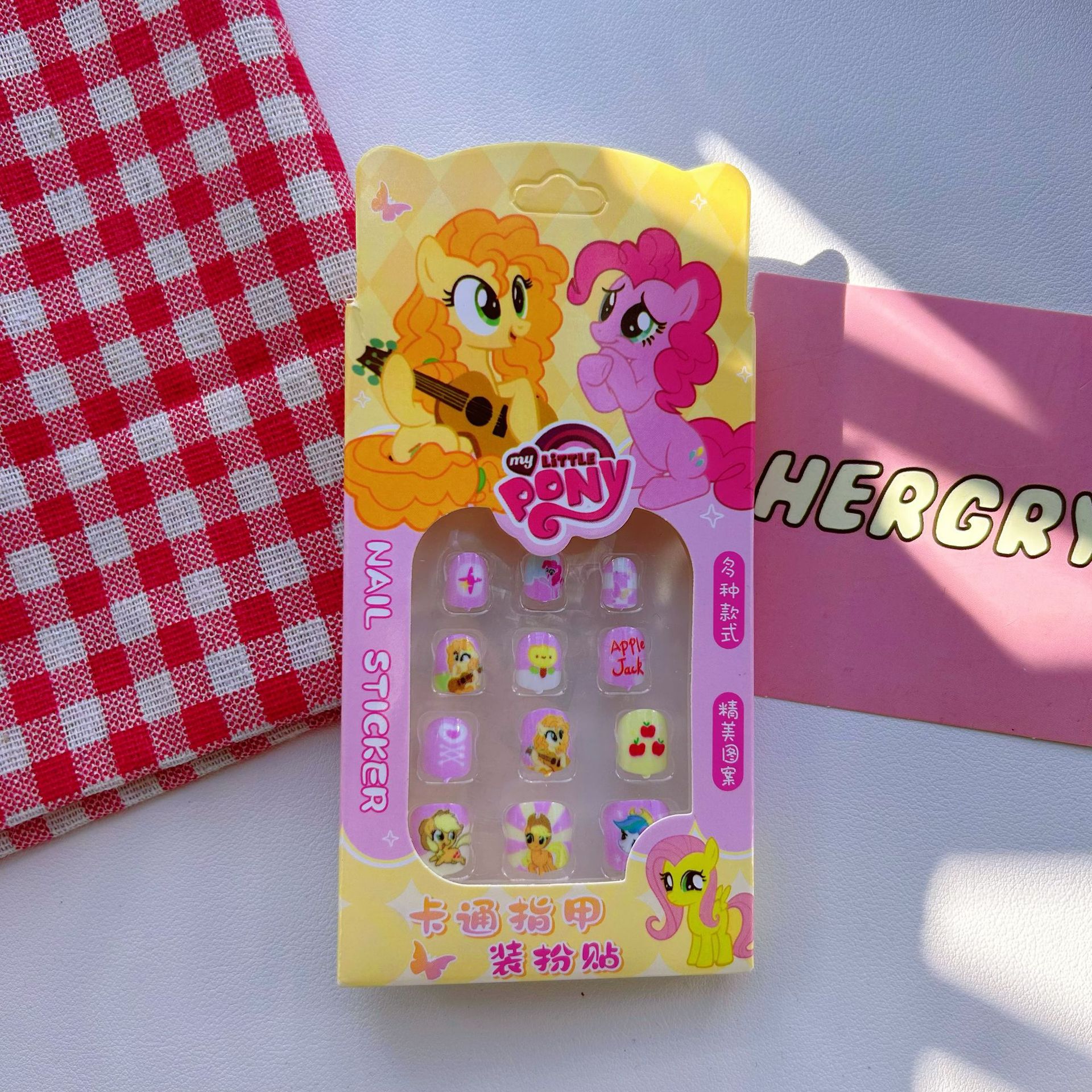 Niños dibujos animados estereoscópicos pegatinas de uñas niñas parches de uñas bebés desmontables impermeables uñas al por mayor