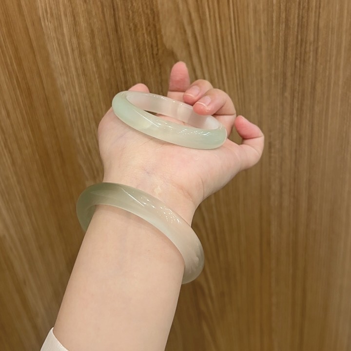 Mid-levels half water oil cyan opal bracelet natural litchi frozen chalcedony beauty bracelet women shake sound fast wholesale