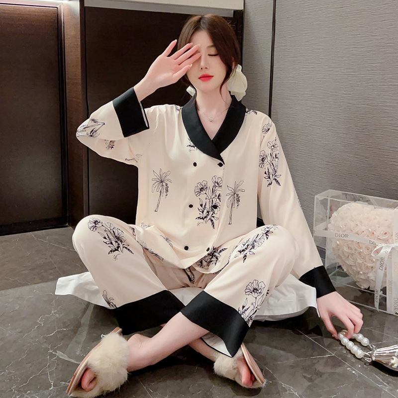 Guofeng Pajamas Women's Ice Silk Long Sleeve Suit Thin V-Neck Casual Fashion High-end Sense Home Clothes Printed Spot