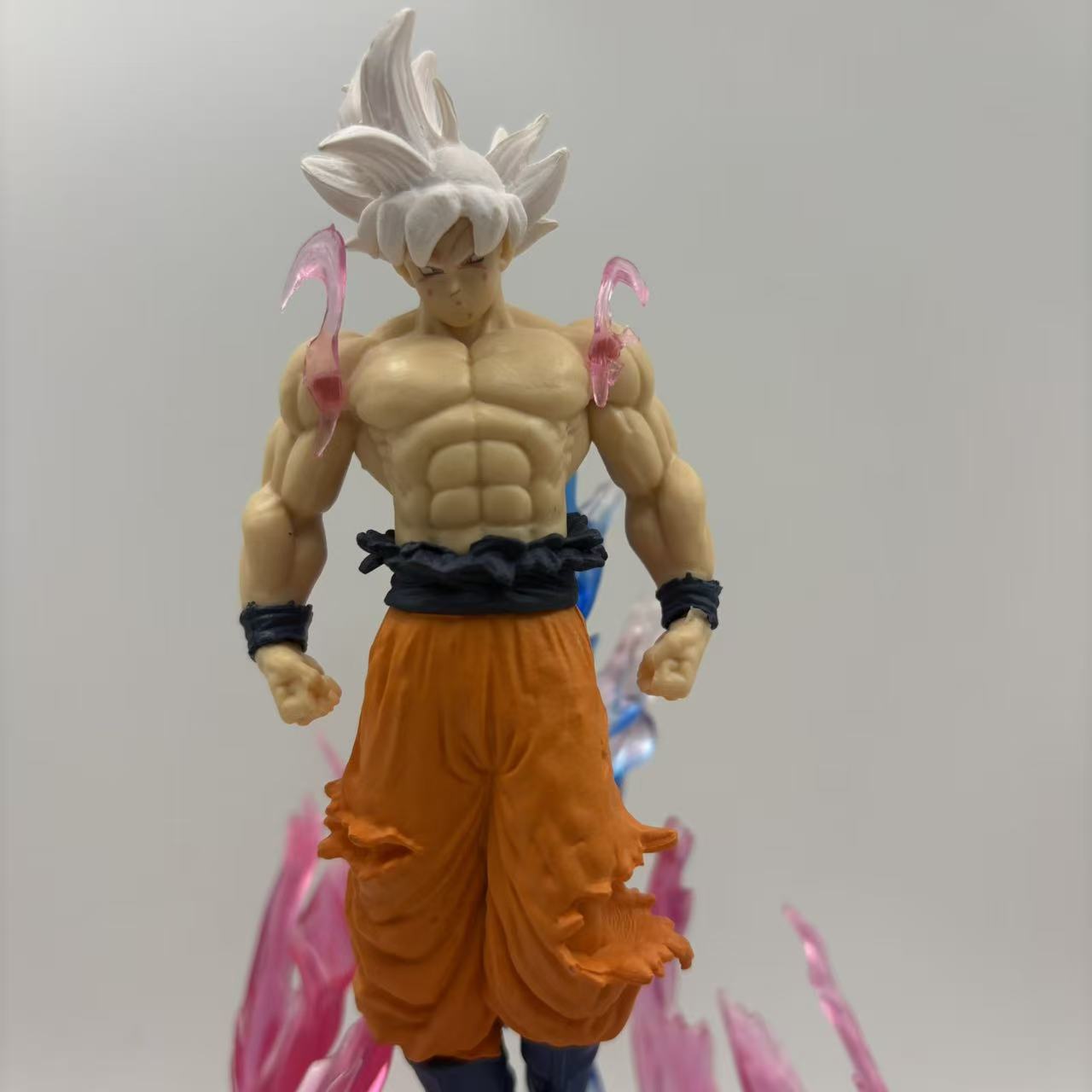 [Fuente de origen] Dragon Ball Free Extreme Yi Gong Sun Wukong Baile Saiyan Model Adornos Mano