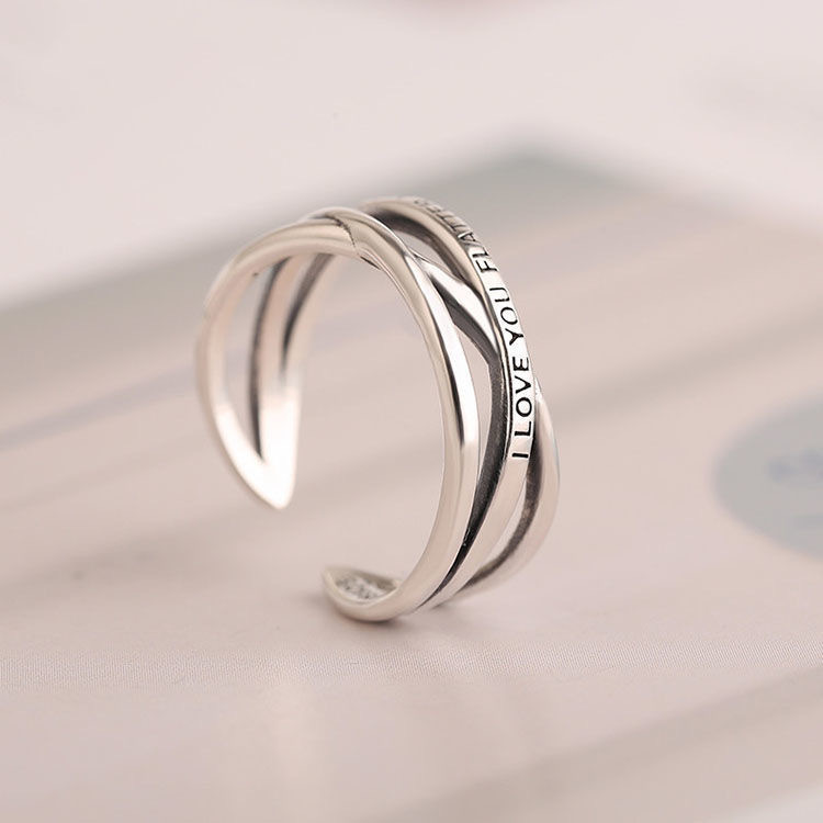 Trend retro ring with letters