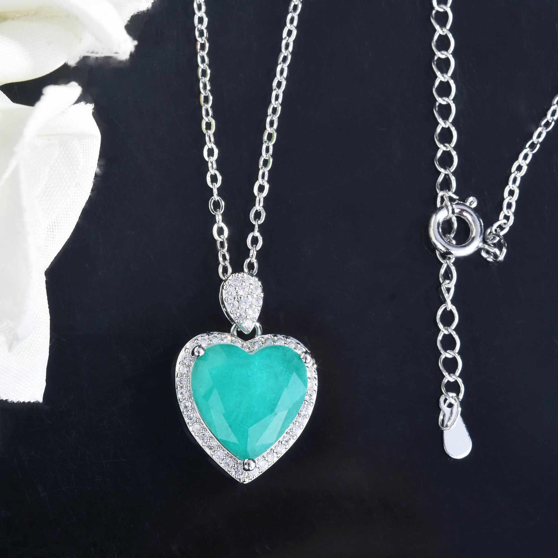 Wholesale Imitation Natural Paraiba Set Heart-shaped Ring Pendant Necklace Earrings Set display picture 3