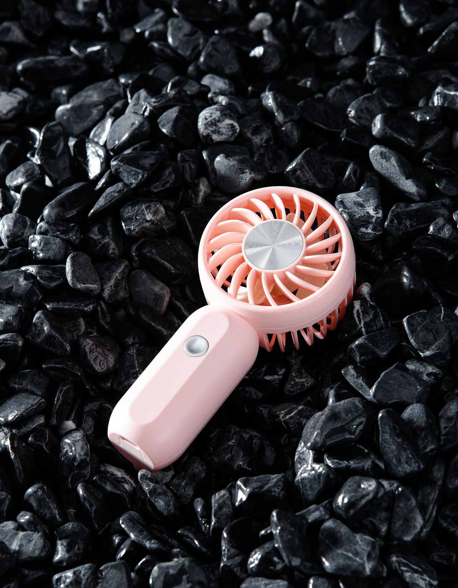 El pequeño ventilador de CD aprende el alto valor facial, el modelo de carga USB portátil mini bolsillo colgante eléctrico es pequeño. image 8