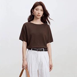 女式针织衫;毛衣;时尚休闲套装