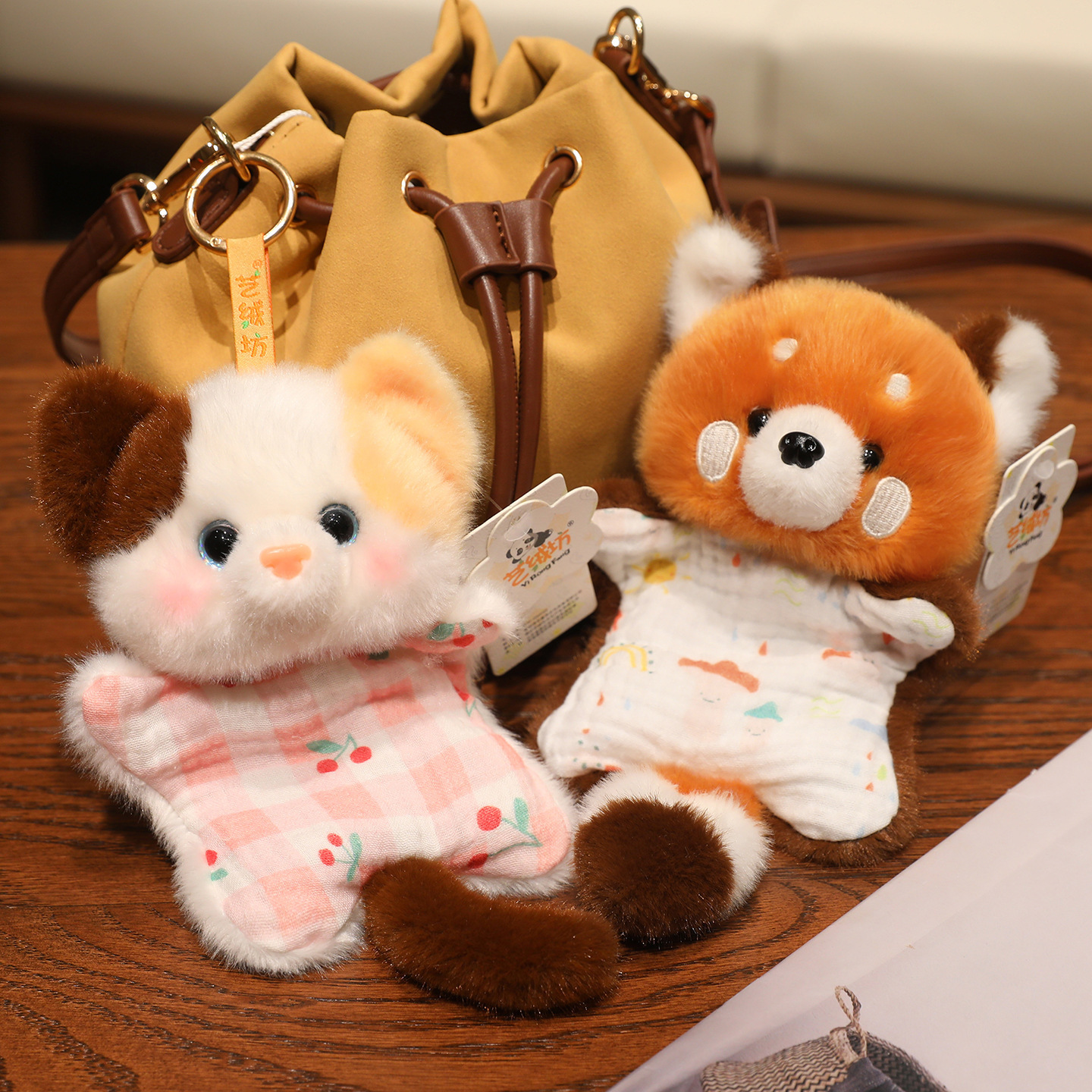 Nuevos juguetes de peluche para el parque de frijols de tela macaco muñeca mapache muñeca pequeña muñeca de animales colgante muñeca regalo