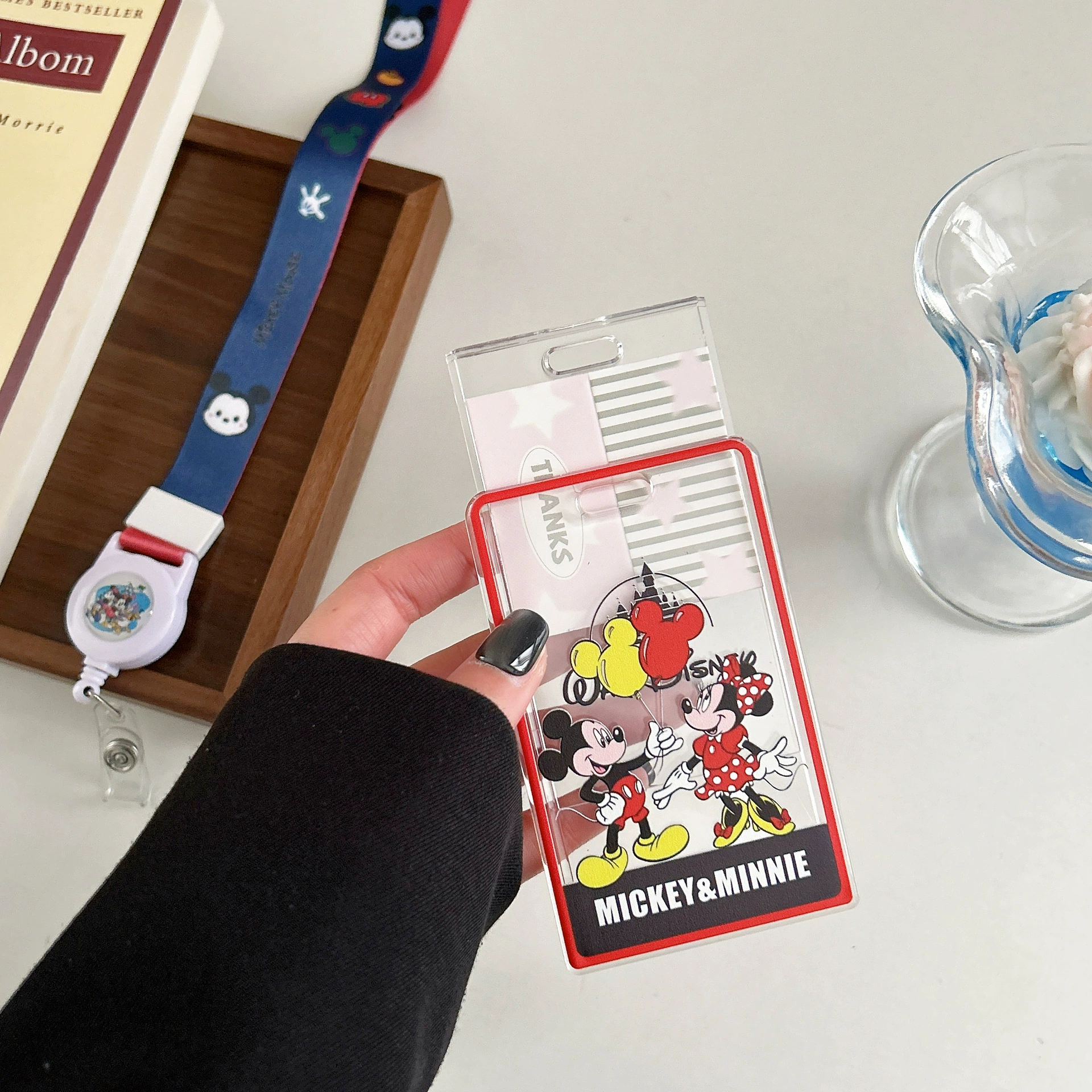 Telescopic card holder, strap, travel card case for students, Donald Duck