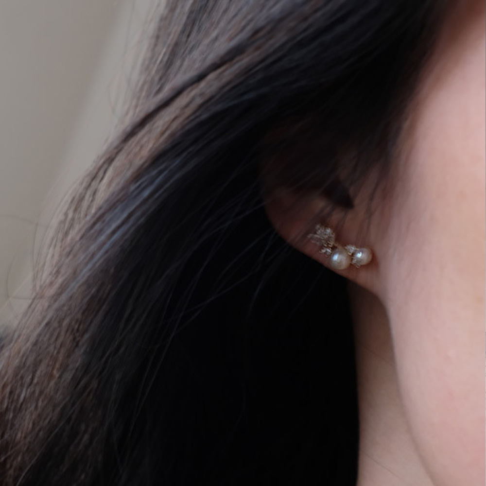 2g Weight Pearl, Zircon Inlay Material Ear Studs Classification 1 Pair Quantity Daily Occasion 925 Sterling Silver Material Geometric Pattern Women's Gender Plating, Inlay Design Simple Style Style 1 Pair 925 Sterling Silver Pearl Zircon Geometric Ear Studs 13