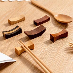 Chopstick Holder Japanese Style Chopstick Rest Home Hotel Club Restaurant Wooden Chopstick Holder Creative Tableware Chopstick Rack