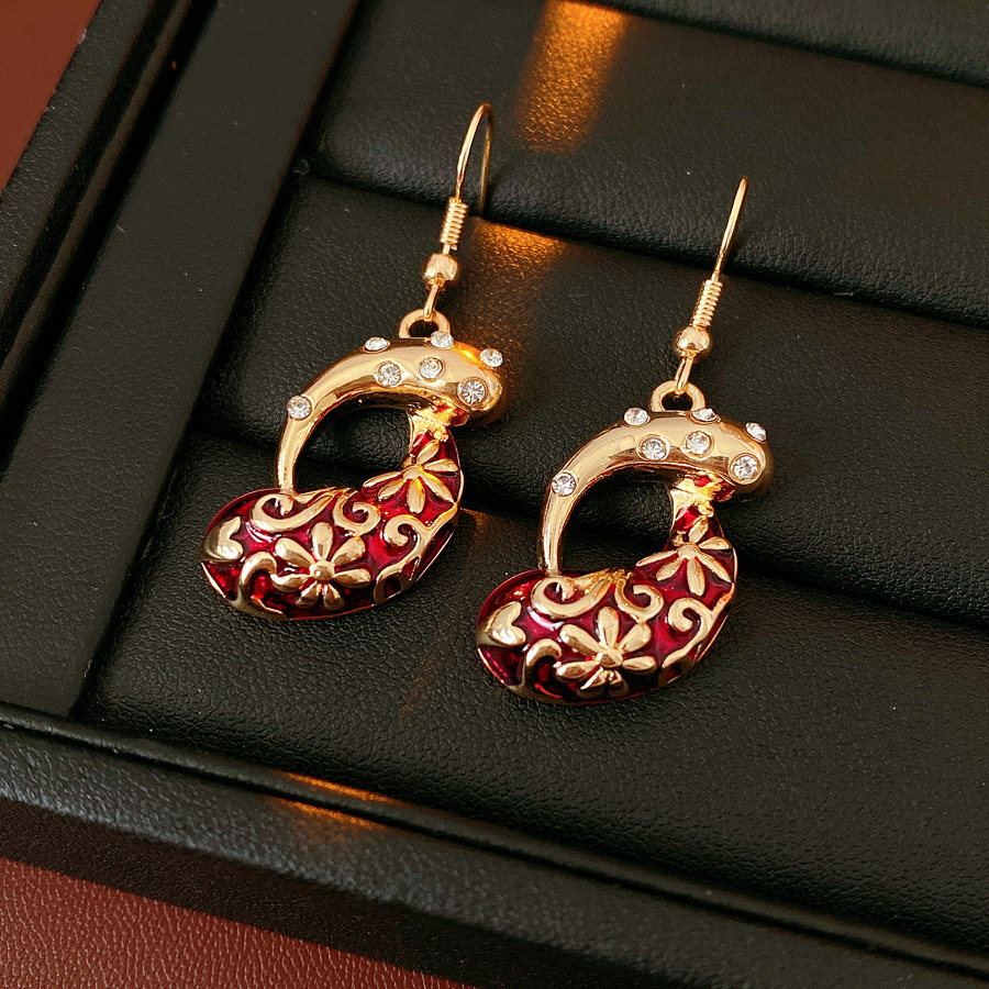 Medieval vintage diamantes geométricos oval pendientes collar ligero lujo nicho cadena clavícula juegos de joyería retro