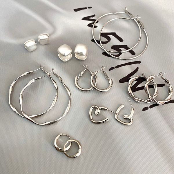 retro geometric elegant universal earrings