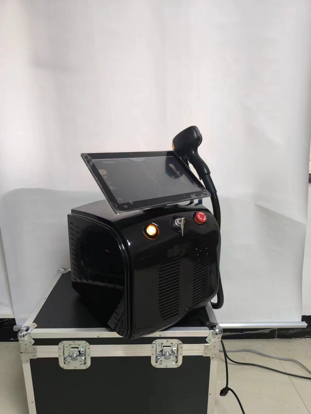 810 Máquina todo en uno de lavado, lavado de cejas, lavado de tatuajes, soprano, fabricante de la máquina de romper paredes, equipo de belleza de pisegundos