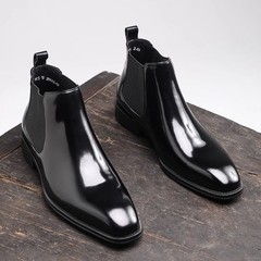 2025 メンズミッドトップ英国スタイルマーティンブーツ春と秋のメンズワークシューズスクエアトゥブーツ男性用