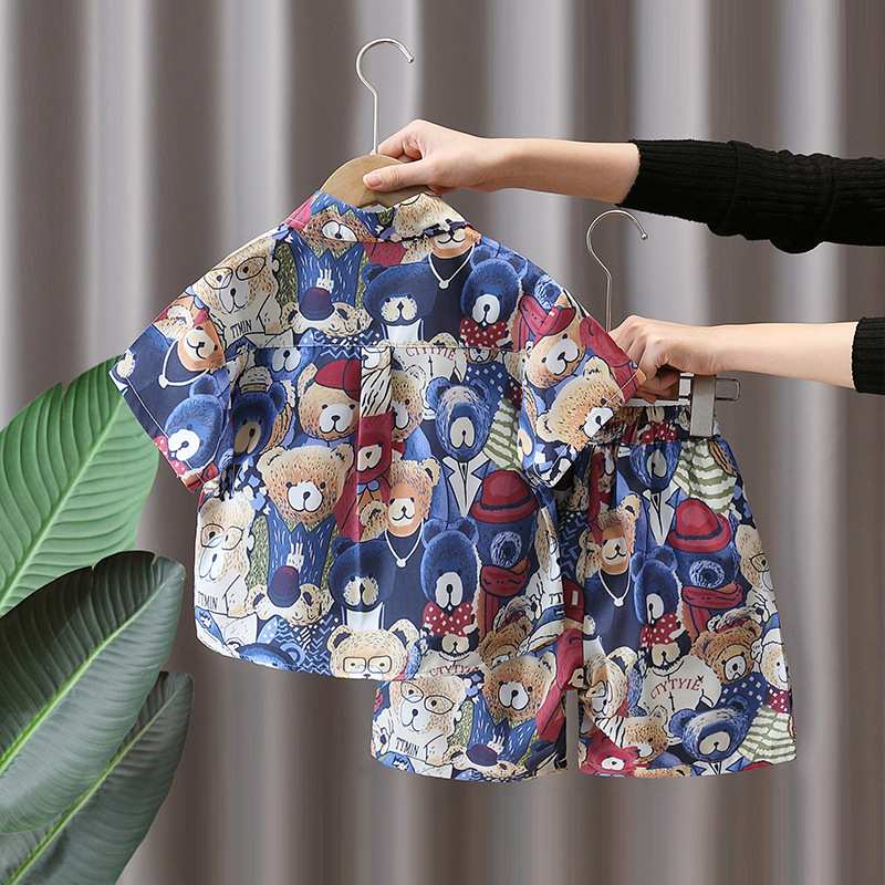 7181 Traje de camisa de oso para niños Verano de manga corta 2025 Nuevo estilo Camisa de dibujos animados de verano para niños Traje de tres piezas Verano