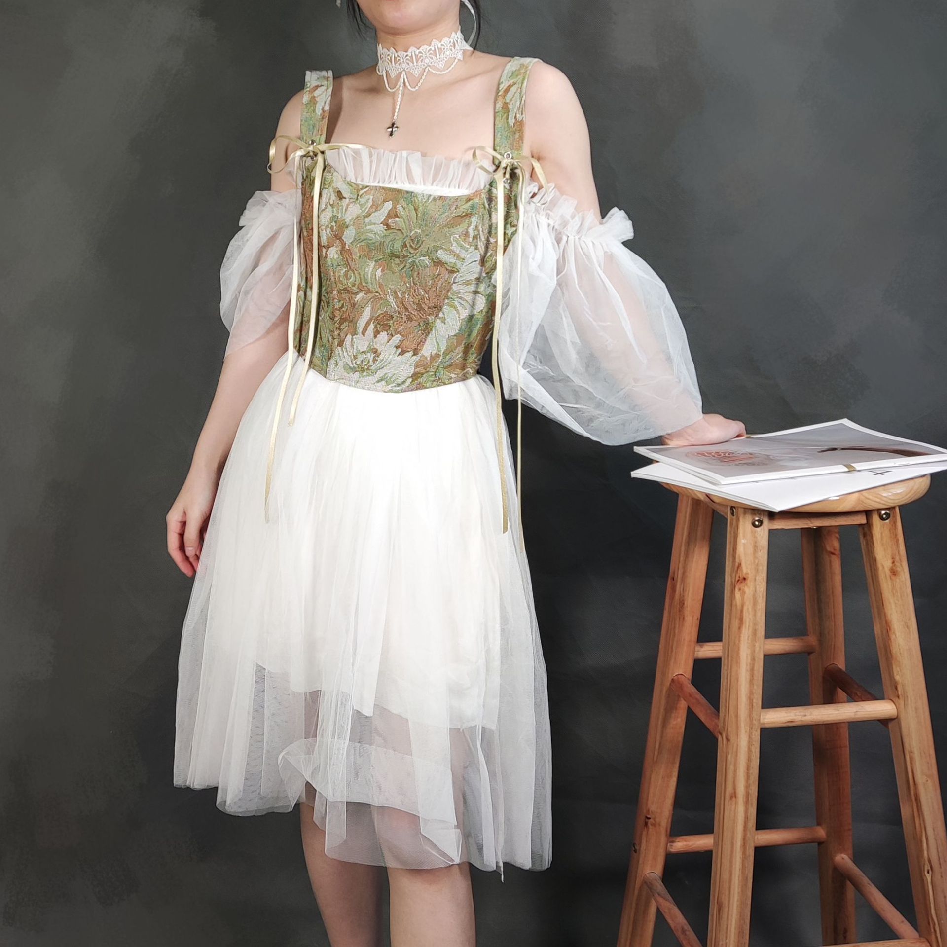 1101Green peony (4).jpg