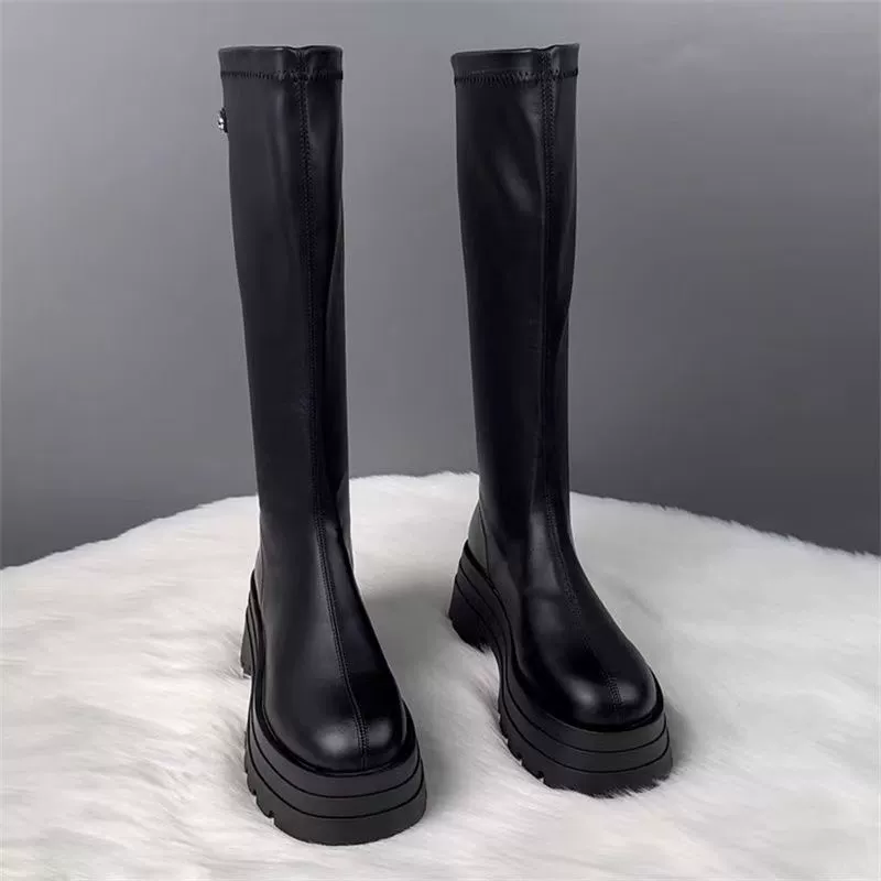 Женские высокие сапоги до колена для миниатюрных фигур, зимние модные новые утягивающие черные сапоги для верховой езды на толстой подошве, увеличивающие рост.