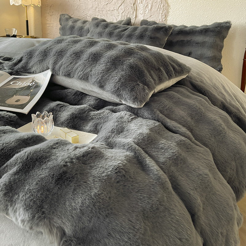 Cama de terciopelo de cuatro piezas 2025 nuevo invierno leche coral funda de edredón sábana traje de tres piezas ropa de cama individual