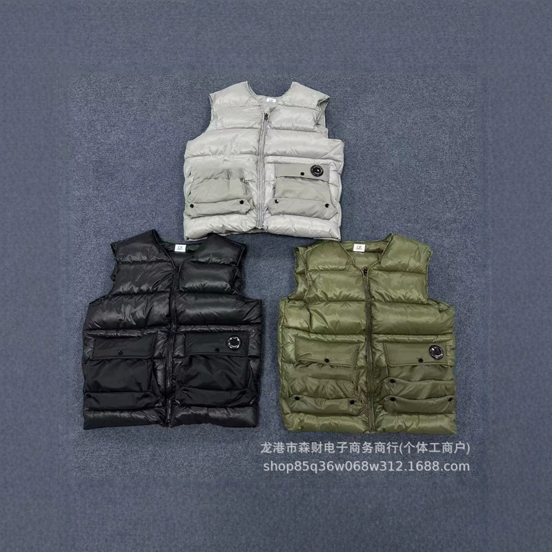 American version CP down cotton stand-up collar vest with COMPANY logo decoration, cold-proof vest for men and women, loose and warm American version CP down cotton stand-up collar vest with COMPANY logo decoration, cold-proof vest for men and women, loose and warm