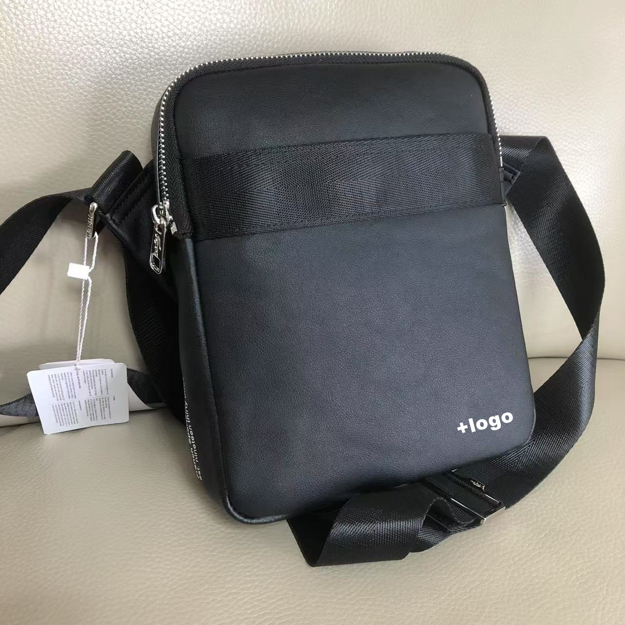 Nueva mochila informal para hombre, mochila de comercio exterior al por mayor, bolso de hombro de moda, bolso cruzado, venta directa de fábrica