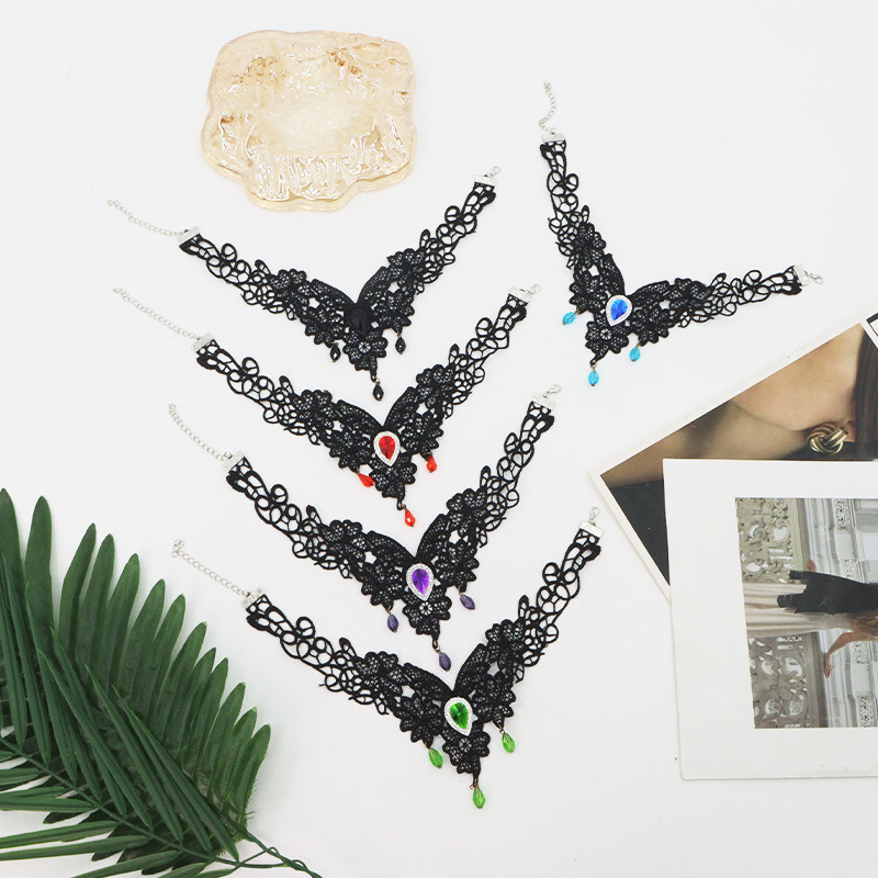 Carnaval transfronterizo máscara de encaje dorado y púrpura, máscara de mitad de cara sexy