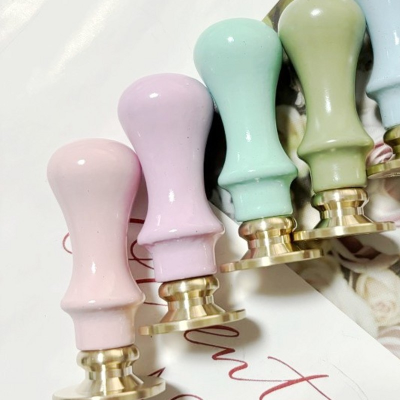 나무 손잡이 4개 + 구리 머리 4개