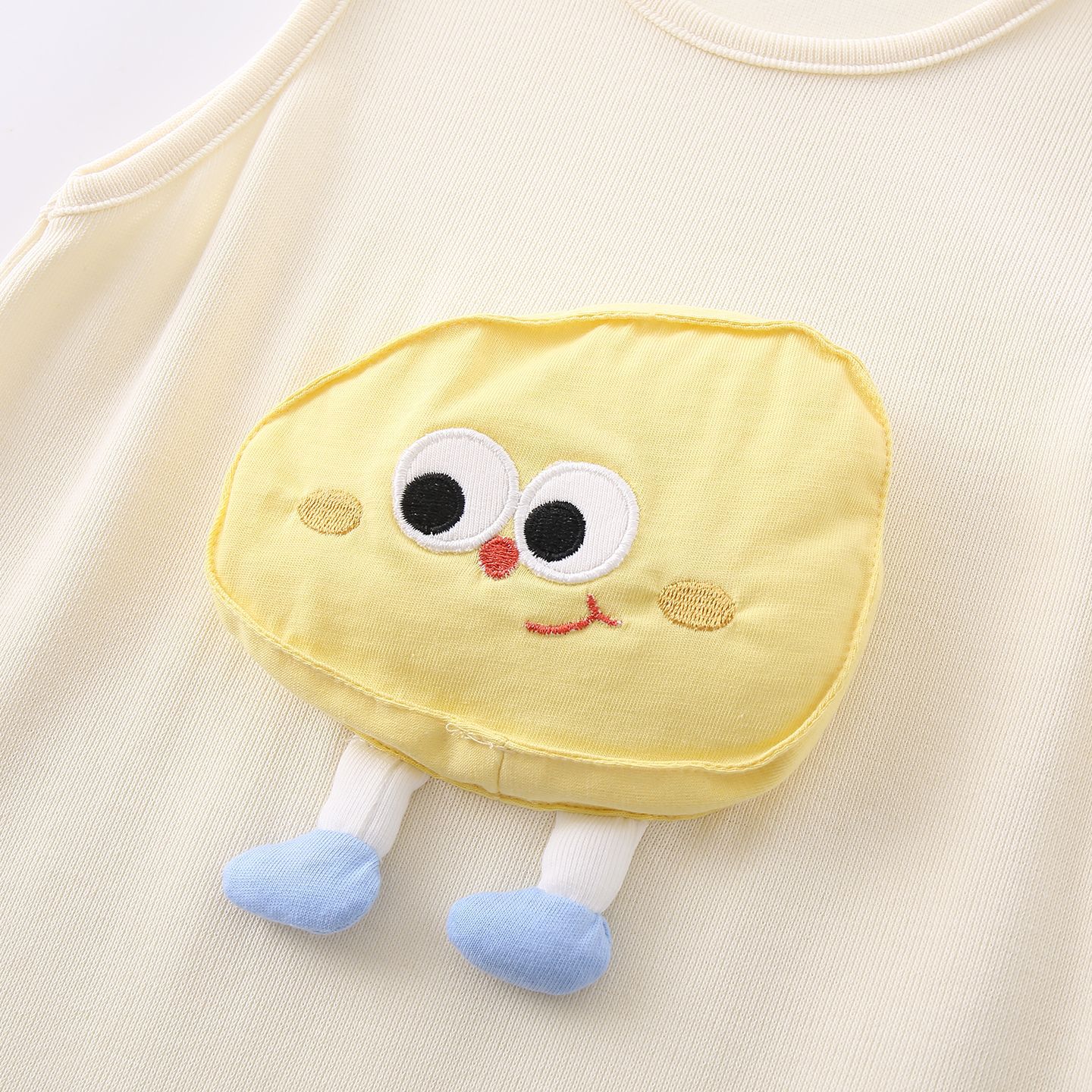 106059819@qq.com Tenue de printemps pour bébé : Ensemble deux pièces pour bébés de quelques mois, comprenant un t-shirt rayé et un pantalon à bretelles. Convient aux nourrissons._voghion.com